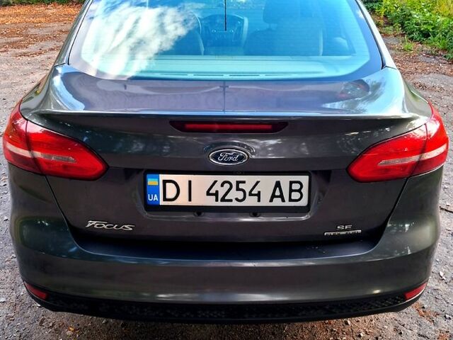 Форд Фокус 2015 в Краснокутске на Automoto.ua Серый Форд Фокус, объемом двигателя 2 л и пробегом 300 тыс. км за 7700 $, фото 7 на Automoto.ua