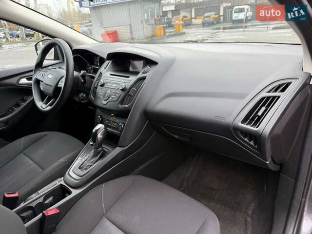 Серый Форд Фокус, объемом двигателя 2 л и пробегом 148 тыс. км за 9500 $, фото 10 на Automoto.ua