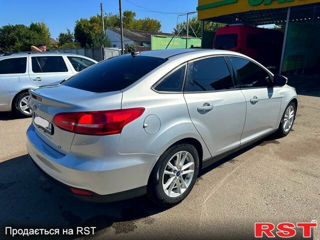 Серый Форд Фокус, объемом двигателя 2 л и пробегом 101 тыс. км за 9100 $, фото 1 на Automoto.ua