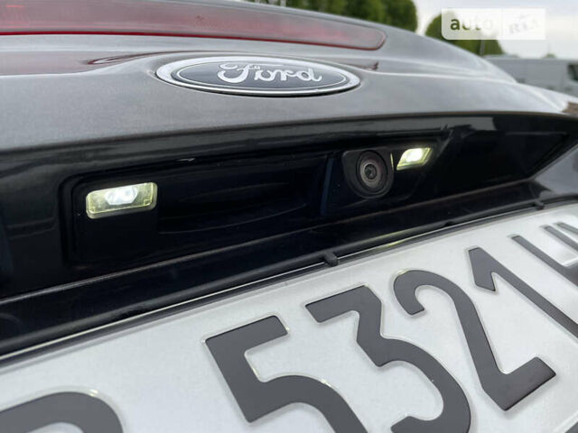 Сірий Форд Фокус, об'ємом двигуна 2 л та пробігом 170 тис. км за 8250 $, фото 28 на Automoto.ua