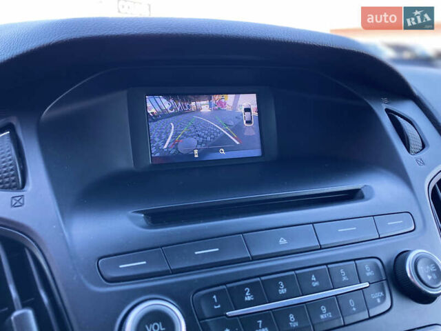 Серый Форд Фокус, объемом двигателя 2 л и пробегом 199 тыс. км за 7500 $, фото 27 на Automoto.ua