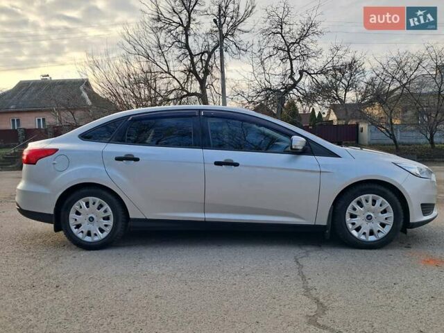 Сірий Форд Фокус, об'ємом двигуна 1.6 л та пробігом 139 тис. км за 7900 $, фото 5 на Automoto.ua