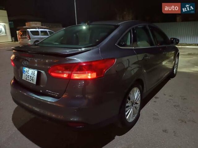 Серый Форд Фокус, объемом двигателя 2 л и пробегом 150 тыс. км за 10000 $, фото 5 на Automoto.ua