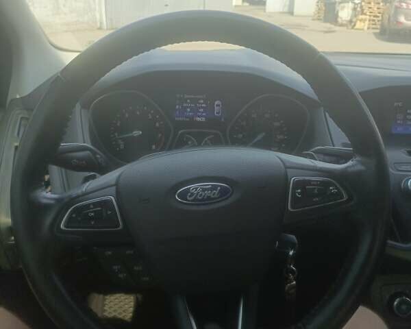 Сірий Форд Фокус, об'ємом двигуна 2 л та пробігом 107 тис. км за 9000 $, фото 22 на Automoto.ua