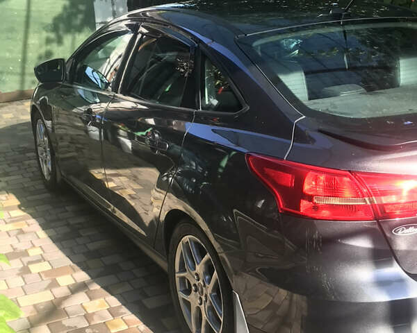Форд Фокус 2015 в Николаеве на Automoto.ua Серый Форд Фокус, объемом двигателя 2.01 л и пробегом 160 тыс. км за 9000 $, фото 1 на Automoto.ua