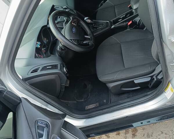 Серый Форд Фокус, объемом двигателя 2 л и пробегом 165 тыс. км за 6500 $, фото 9 на Automoto.ua