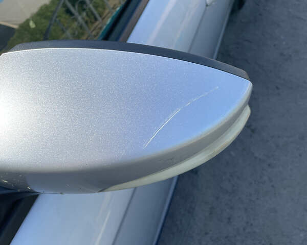 Сірий Форд Фокус, об'ємом двигуна 2 л та пробігом 228 тис. км за 8000 $, фото 19 на Automoto.ua