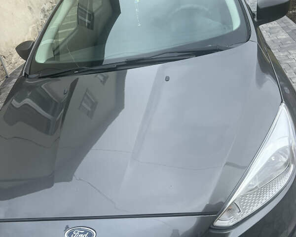 Серый Форд Фокус, объемом двигателя 2 л и пробегом 110 тыс. км за 8500 $, фото 1 на Automoto.ua