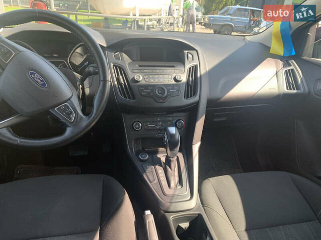 Сірий Форд Фокус, об'ємом двигуна 2 л та пробігом 70 тис. км за 8700 $, фото 12 на Automoto.ua