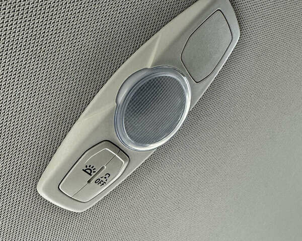 Серый Форд Фокус, объемом двигателя 2 л и пробегом 175 тыс. км за 6500 $, фото 31 на Automoto.ua