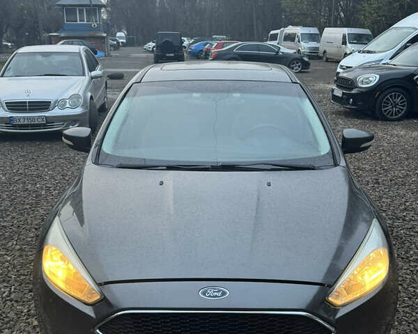 Серый Форд Фокус, объемом двигателя 1 л и пробегом 205 тыс. км за 5500 $, фото 1 на Automoto.ua