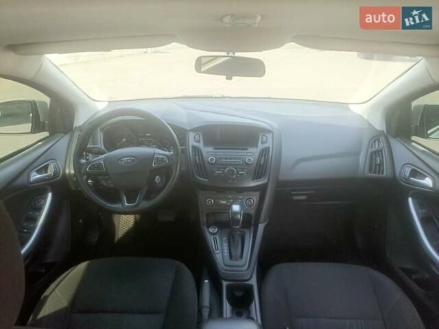 Сірий Форд Фокус, об'ємом двигуна 2 л та пробігом 107 тис. км за 9000 $, фото 19 на Automoto.ua