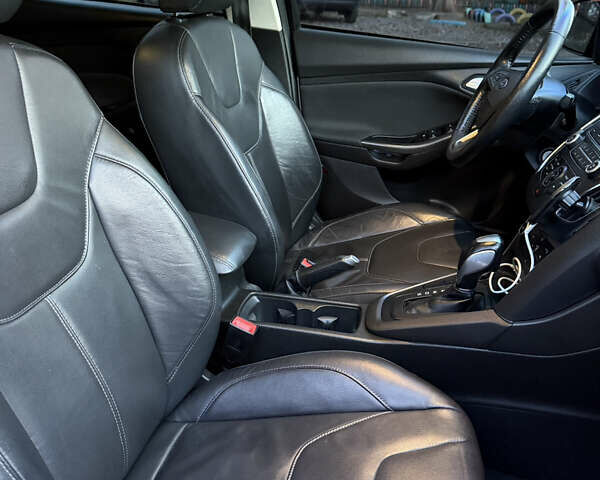 Серый Форд Фокус, объемом двигателя 2 л и пробегом 122 тыс. км за 8999 $, фото 13 на Automoto.ua