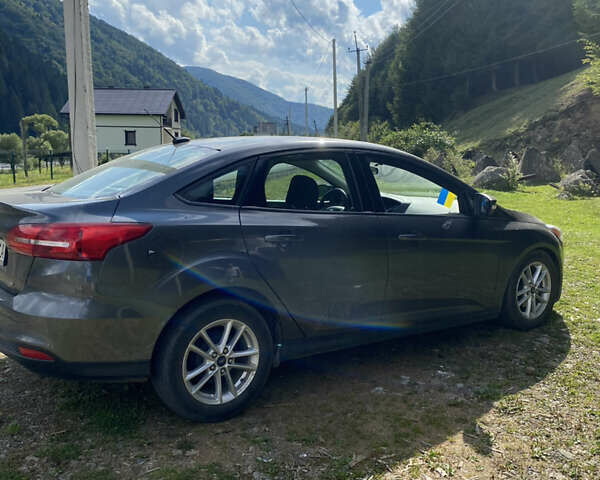 Сірий Форд Фокус, об'ємом двигуна 2 л та пробігом 70 тис. км за 8700 $, фото 1 на Automoto.ua