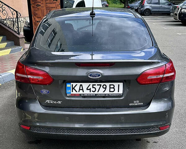 Сірий Форд Фокус, об'ємом двигуна 2 л та пробігом 134 тис. км за 8700 $, фото 3 на Automoto.ua
