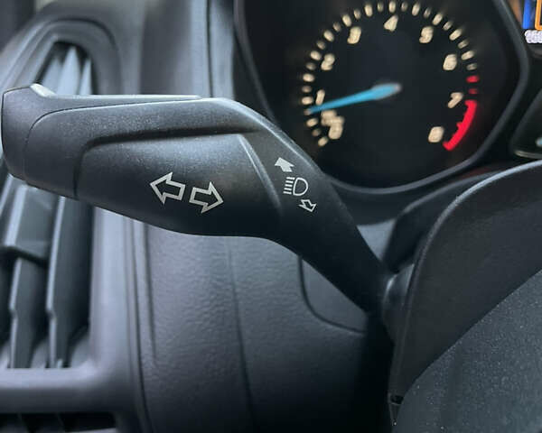 Форд Фокус 2015 в Одессе на Automoto.ua Серый Форд Фокус, объемом двигателя 2 л и пробегом 250 тыс. км за 7000 $, фото 12 на Automoto.ua