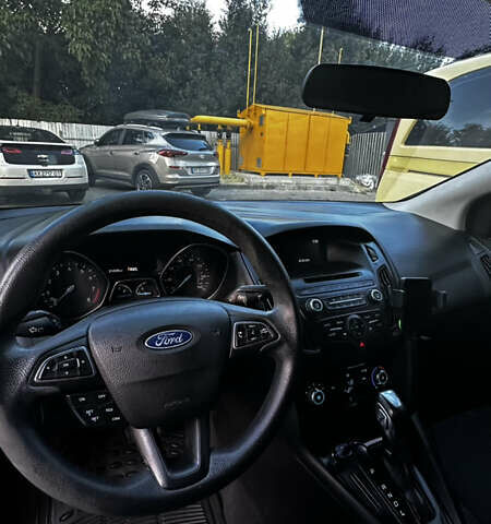 Форд Фокус 2015 у Львові на Automoto.ua Сірий Форд Фокус, об'ємом двигуна 2 л та пробігом 216 тис. км за 7000 $, фото 6 на Automoto.ua