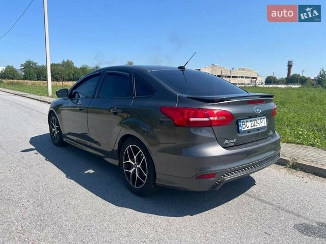 Сірий Форд Фокус, об'ємом двигуна 2 л та пробігом 162 тис. км за 8200 $, фото 2 на Automoto.ua