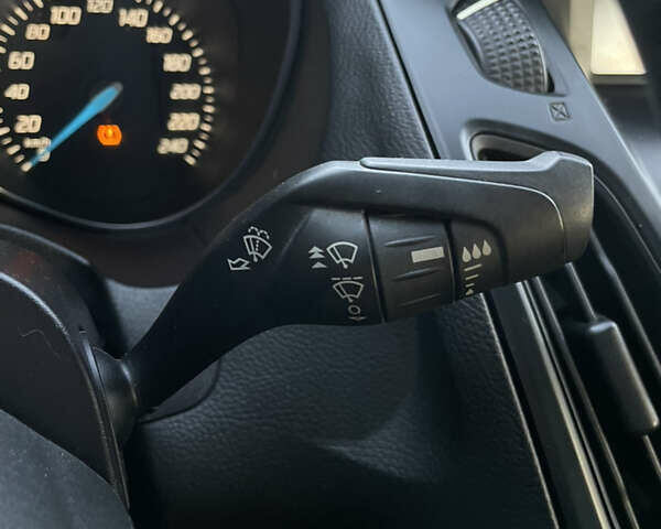 Форд Фокус 2015 в Одессе на Automoto.ua Серый Форд Фокус, объемом двигателя 2 л и пробегом 250 тыс. км за 7000 $, фото 14 на Automoto.ua