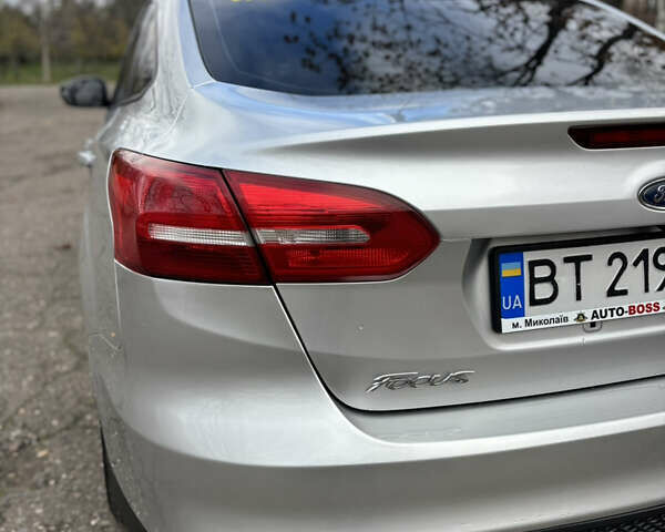 Серый Форд Фокус, объемом двигателя 2 л и пробегом 83 тыс. км за 9200 $, фото 12 на Automoto.ua
