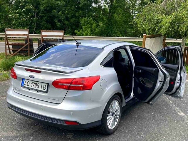 Серый Форд Фокус, объемом двигателя 2 л и пробегом 0 тыс. км за 8000 $, фото 7 на Automoto.ua