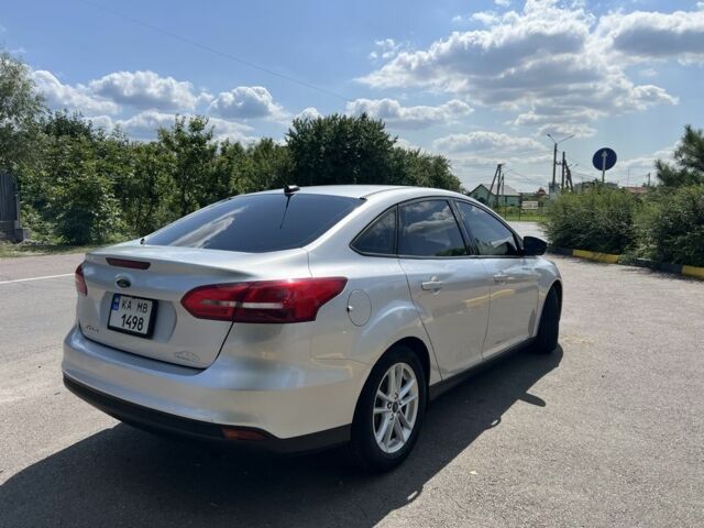 Серый Форд Фокус, объемом двигателя 2 л и пробегом 210 тыс. км за 7600 $, фото 6 на Automoto.ua