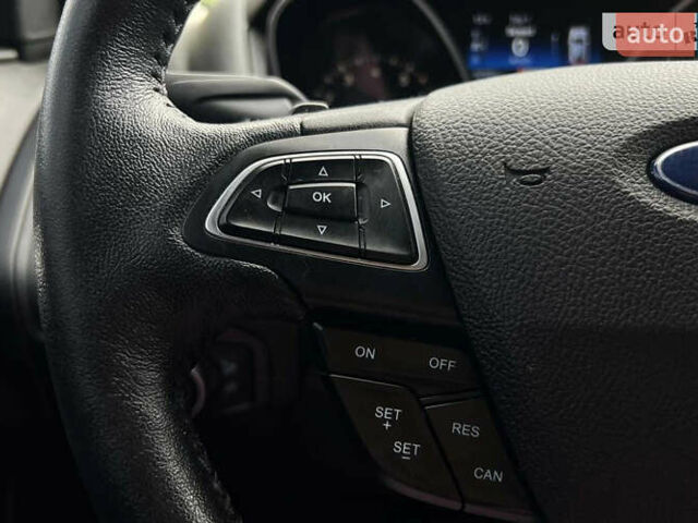 Серый Форд Фокус, объемом двигателя 2 л и пробегом 155 тыс. км за 8200 $, фото 9 на Automoto.ua