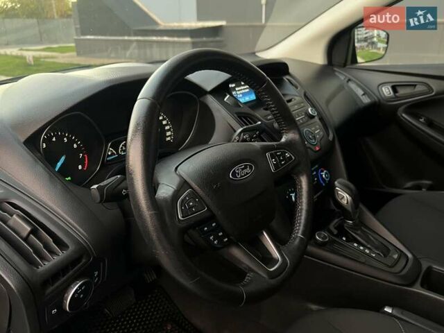 Сірий Форд Фокус, об'ємом двигуна 2 л та пробігом 250 тис. км за 6999 $, фото 16 на Automoto.ua