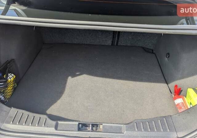 Сірий Форд Фокус, об'ємом двигуна 2.01 л та пробігом 184 тис. км за 8500 $, фото 15 на Automoto.ua