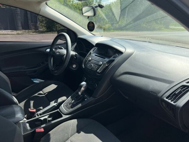 Серый Форд Фокус, объемом двигателя 2 л и пробегом 210 тыс. км за 7600 $, фото 12 на Automoto.ua