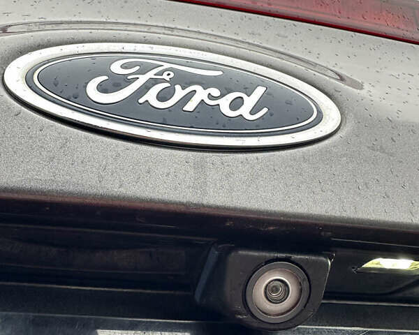 Серый Форд Фокус, объемом двигателя 2 л и пробегом 175 тыс. км за 6500 $, фото 9 на Automoto.ua