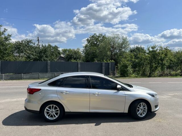 Серый Форд Фокус, объемом двигателя 2 л и пробегом 210 тыс. км за 7600 $, фото 5 на Automoto.ua