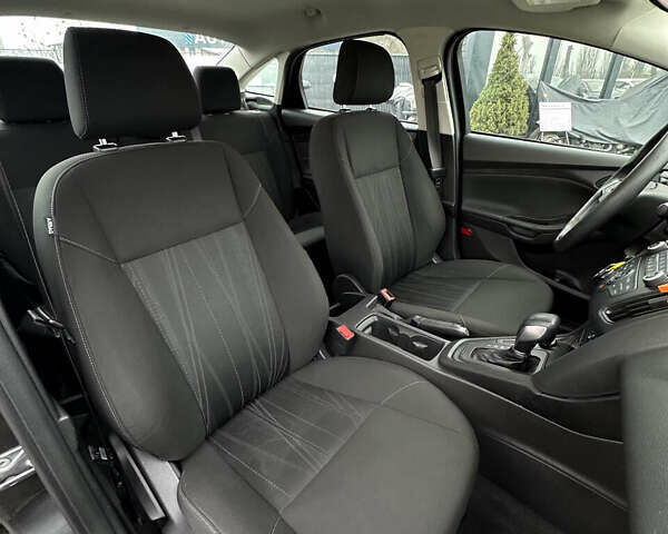 Серый Форд Фокус, объемом двигателя 2 л и пробегом 175 тыс. км за 6500 $, фото 22 на Automoto.ua