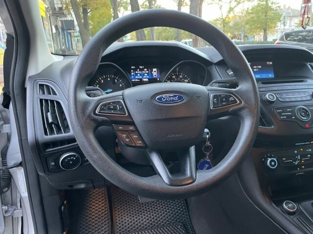 Сірий Форд Фокус, об'ємом двигуна 2 л та пробігом 83 тис. км за 9500 $, фото 16 на Automoto.ua