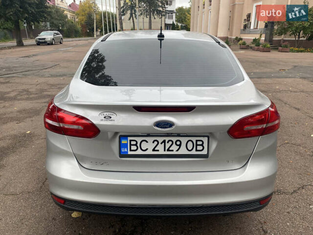 Серый Форд Фокус, объемом двигателя 2 л и пробегом 196 тыс. км за 6650 $, фото 11 на Automoto.ua