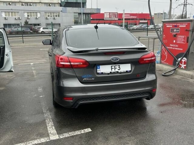 Сірий Форд Фокус, об'ємом двигуна 2 л та пробігом 206 тис. км за 8300 $, фото 5 на Automoto.ua