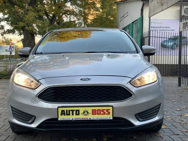 Сірий Форд Фокус, об'ємом двигуна 2 л та пробігом 83 тис. км за 9500 $, фото 4 на Automoto.ua