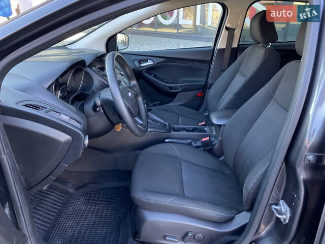 Сірий Форд Фокус, об'ємом двигуна 2 л та пробігом 198 тис. км за 7750 $, фото 18 на Automoto.ua