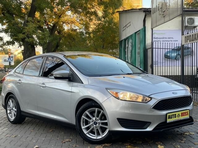 Сірий Форд Фокус, об'ємом двигуна 2 л та пробігом 83 тис. км за 9500 $, фото 3 на Automoto.ua
