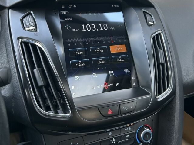 Форд Фокус 2015 в Киеве на Automoto.ua Серый Форд Фокус, объемом двигателя 2 л и пробегом 86 тыс. км за 9200 $, фото 5 на Automoto.ua