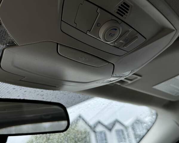 Сірий Форд Фокус, об'ємом двигуна 2 л та пробігом 182 тис. км за 9500 $, фото 21 на Automoto.ua