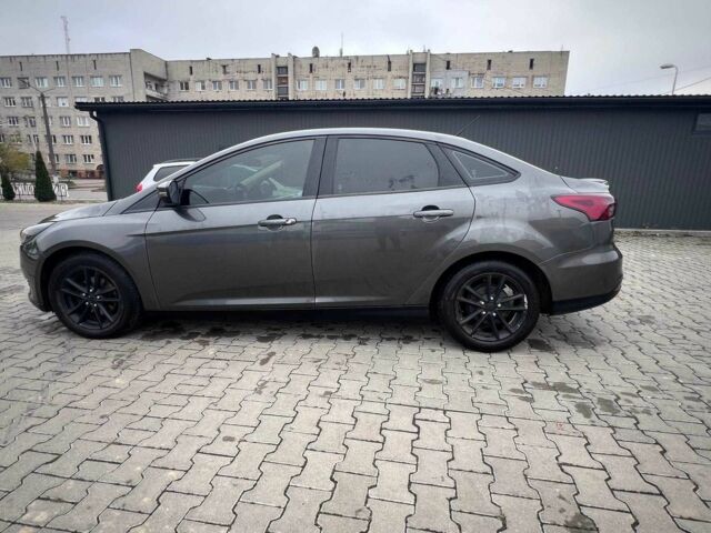 Серый Форд Фокус, объемом двигателя 2 л и пробегом 220 тыс. км за 7429 $, фото 11 на Automoto.ua