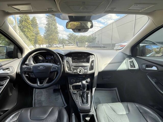 Серый Форд Фокус, объемом двигателя 2 л и пробегом 75 тыс. км за 4000 $, фото 9 на Automoto.ua