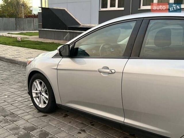 Сірий Форд Фокус, об'ємом двигуна 2 л та пробігом 250 тис. км за 6999 $, фото 7 на Automoto.ua