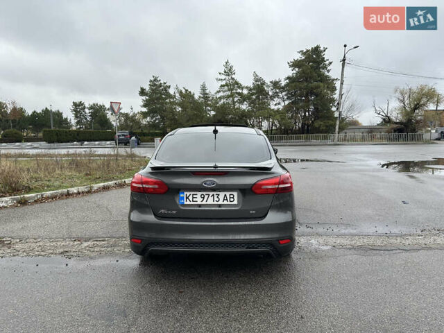 Серый Форд Фокус, объемом двигателя 2 л и пробегом 184 тыс. км за 9300 $, фото 3 на Automoto.ua