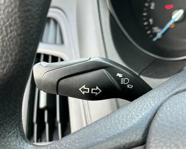 Форд Фокус 2015 у Буче на Automoto.ua Сірий Форд Фокус, об'ємом двигуна 2 л та пробігом 175 тис. км за 7500 $, фото 25 на Automoto.ua
