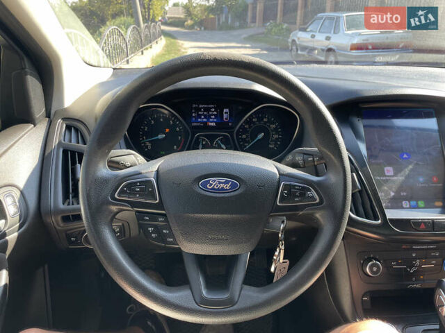 Сірий Форд Фокус, об'ємом двигуна 2 л та пробігом 228 тис. км за 8000 $, фото 31 на Automoto.ua