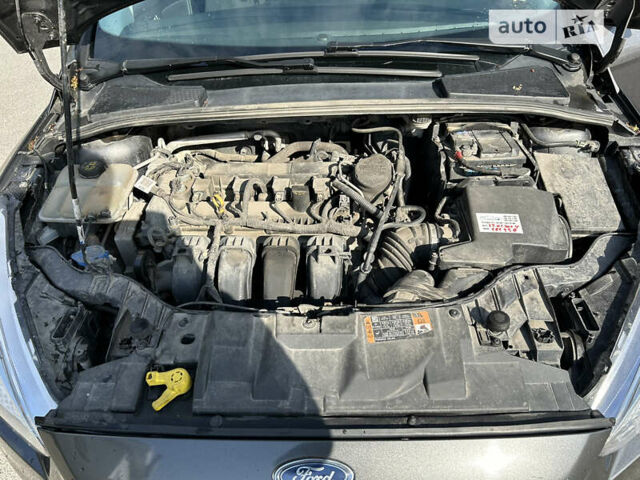 Серый Форд Фокус, объемом двигателя 2 л и пробегом 184 тыс. км за 7700 $, фото 10 на Automoto.ua
