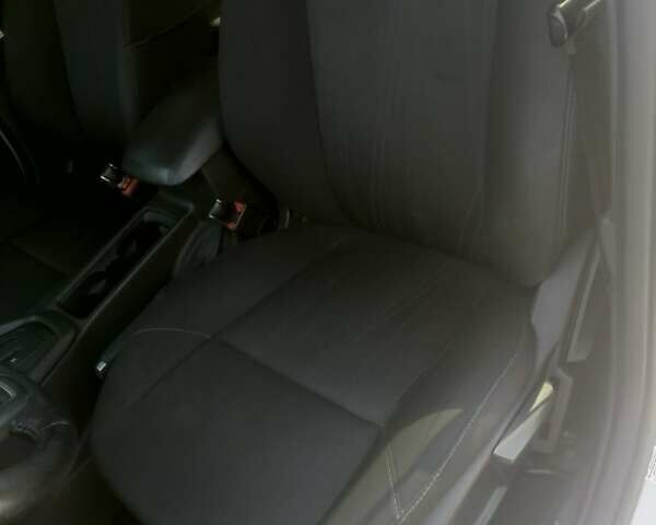 Сірий Форд Фокус, об'ємом двигуна 2 л та пробігом 107 тис. км за 9000 $, фото 11 на Automoto.ua