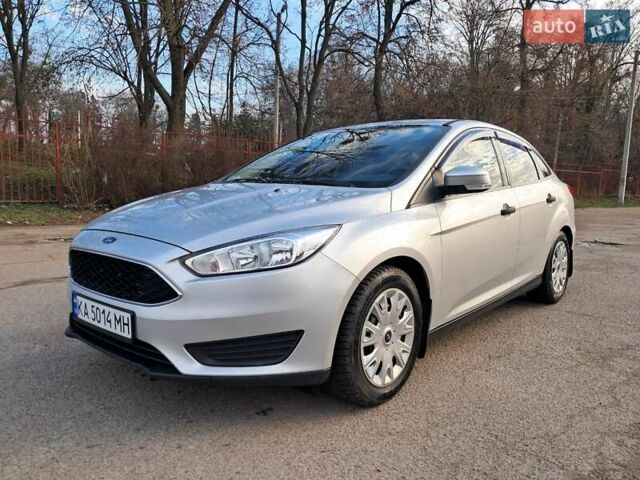 Сірий Форд Фокус, об'ємом двигуна 1.6 л та пробігом 139 тис. км за 7900 $, фото 1 на Automoto.ua
